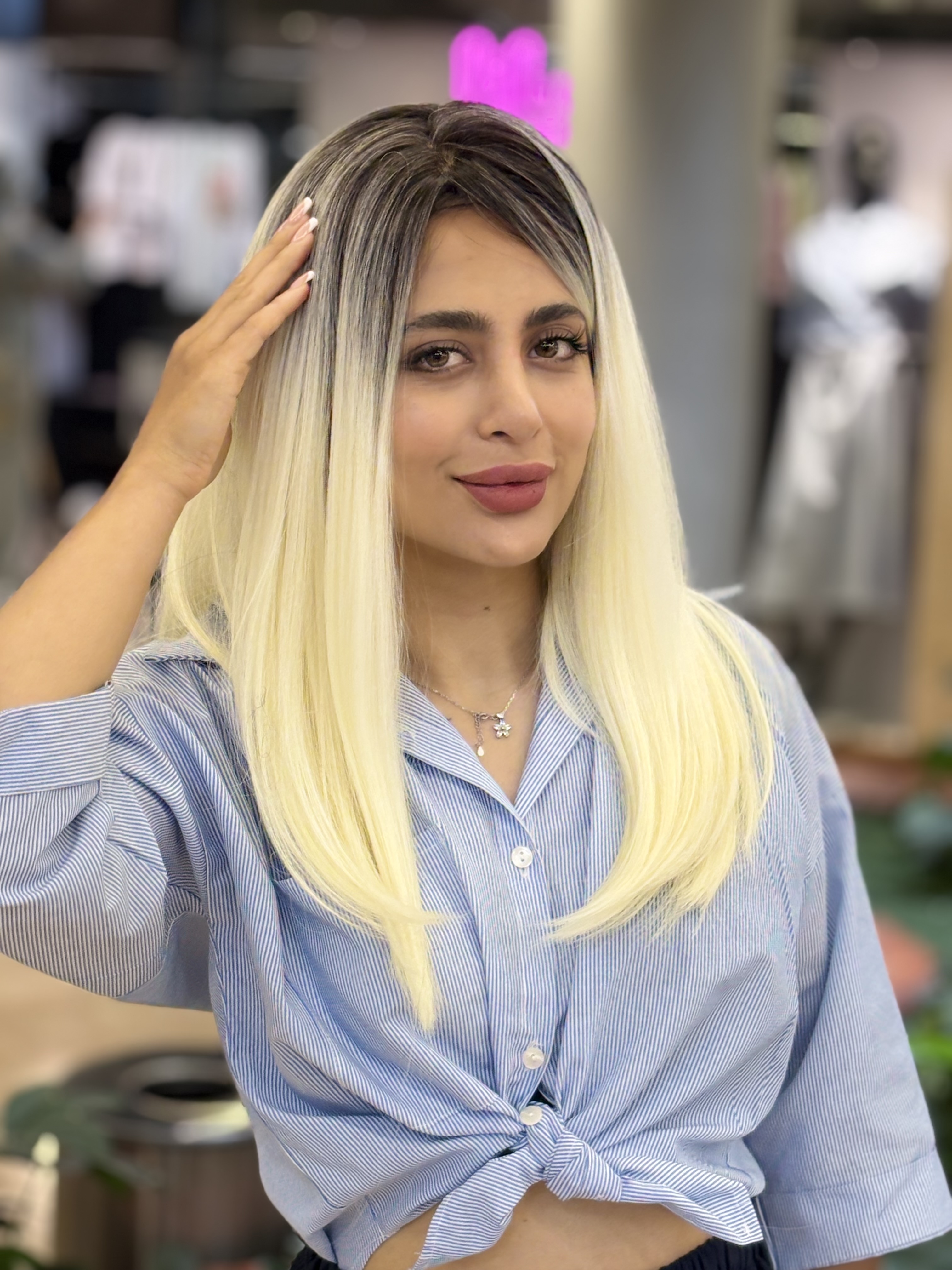 کلاه گیس وارداتی  فرق متحرک کف پوستی رنگ امبره مشکی بلوند
